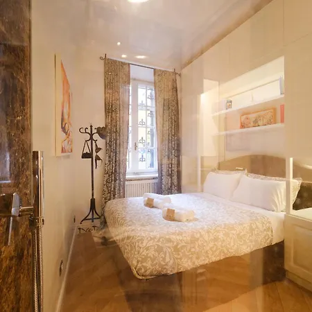 Ad Un Passo Da San Pietro Apartment