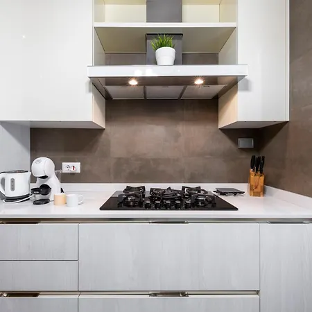 1 - Elegante Con Terrazzo *