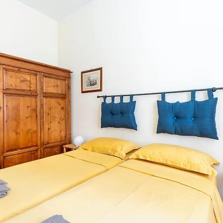 Casa Elena Roma