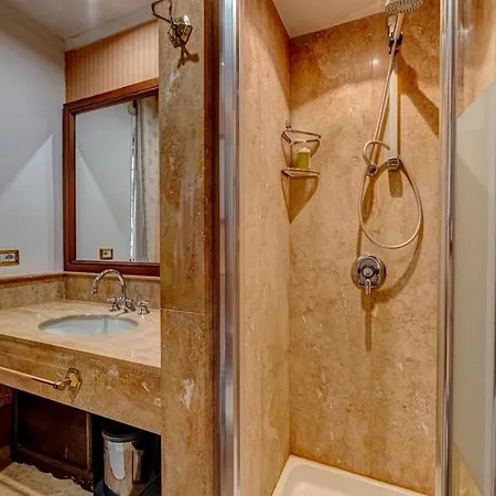 Apartment Vatican Luxury Bragadin Rome