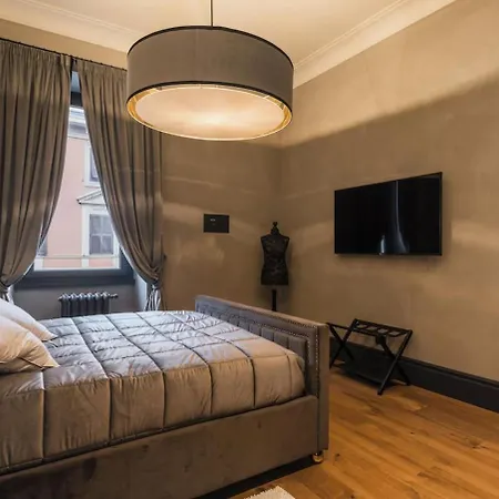 Theodort Chic Apartment