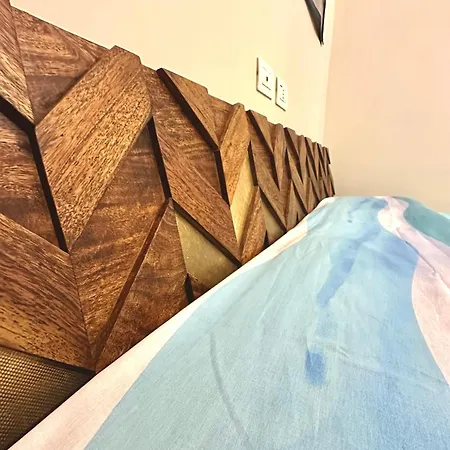 Dude House - Spacious New Flat Near Metro A Station *