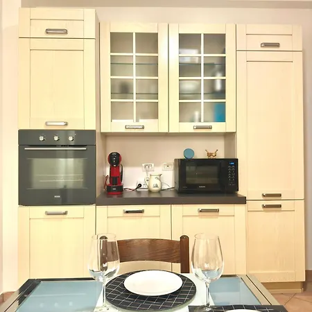 Dude House - Spacious New Flat Near Metro A Station * Rome
