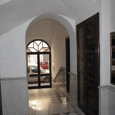 Interno 16 And Cosy Holiday home *