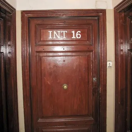 Interno 16 And Cosy * Rome
