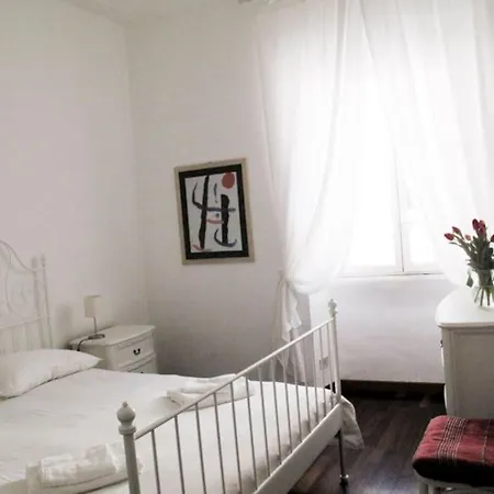 Interno 16 And Cosy