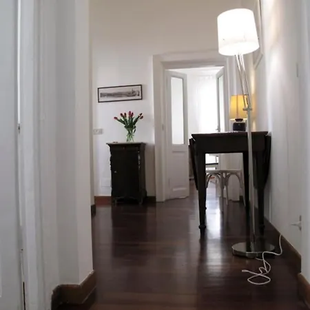 Interno 16 And Cosy *