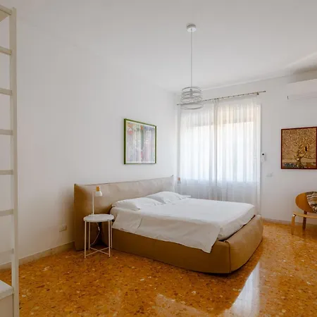 Marble Luxury San Giovanni Apartment