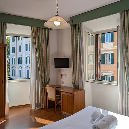 Philia Hotel 3*