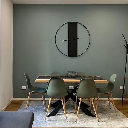 Antares - Boutique Rome