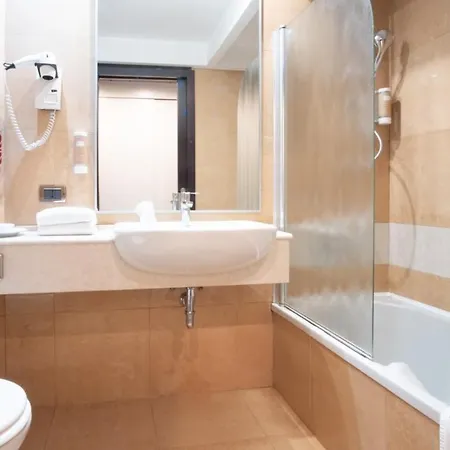Degli Imperatori 4* Roma