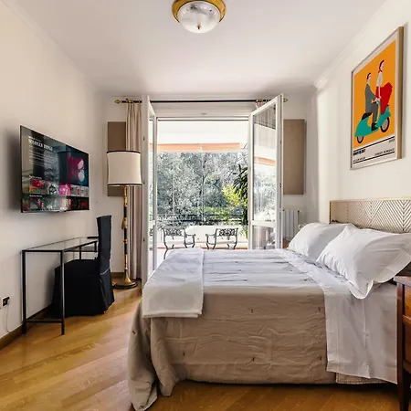 Mike's Movie Luxury Apartment Rome
