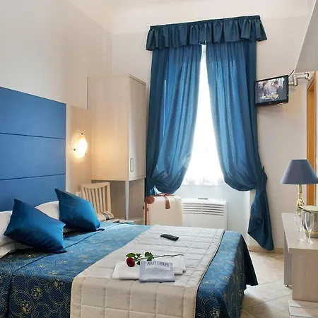 Cunabu Marechiaro Hotel