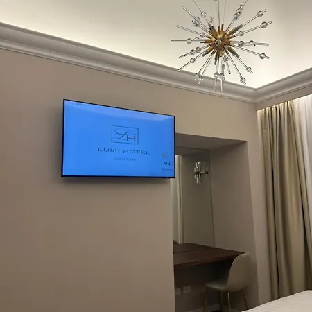 Lumi Hotel