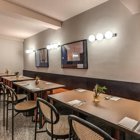麦迪逊酒店 酒店