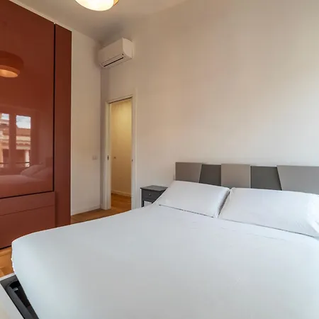 Apartment Bartolomeo De' Vaccinari - Fromhometorome Rome