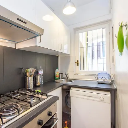 Apartment Spacious 2br In The Historic Center Rome