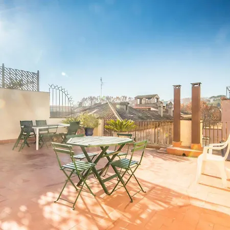 Spacious 2br In The Historic Center