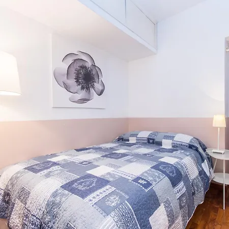 Spacious 2br In The Historic Center Apartment