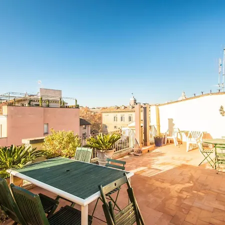 Apartment Spacious 2br In The Historic Center