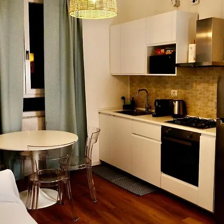 Apartment La Nuova Casa Di Zia - Near Metro A Ponte Lungo *