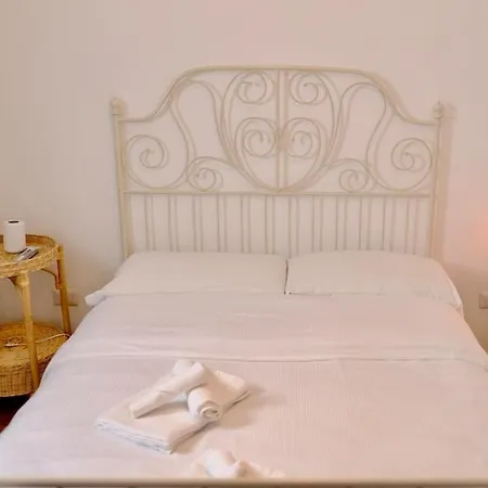 La Nuova Casa Di Zia - Near Metro A Ponte Lungo Rome