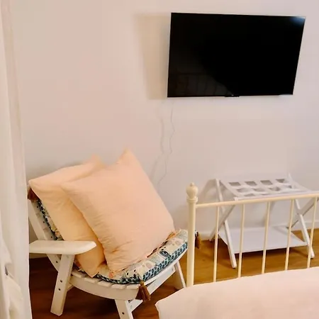 La Nuova Casa Di Zia - Near Metro A Ponte Lungo Rome