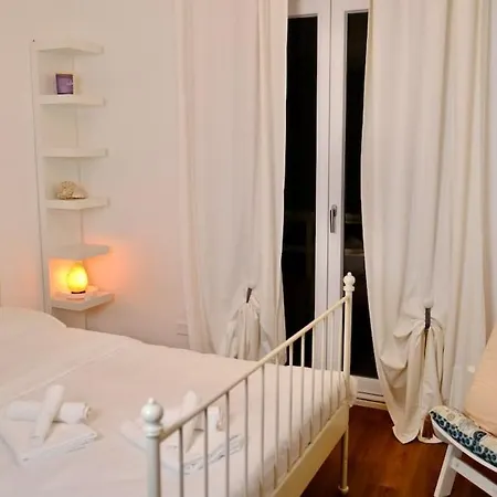 La Nuova Casa Di Zia - Near Metro A Ponte Lungo Apartment