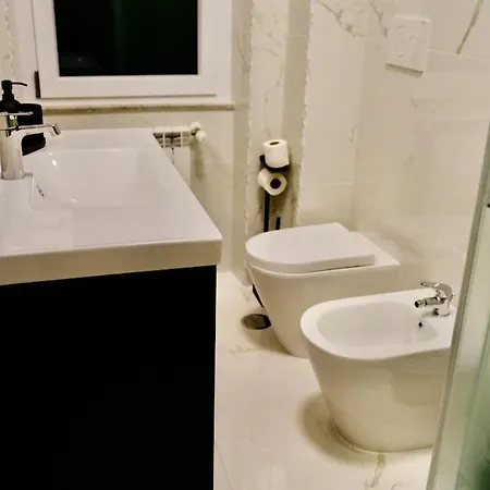 La Nuova Casa Di Zia - Near Metro A Ponte Lungo Apartment