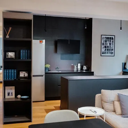 Urban Retreat Apartment *