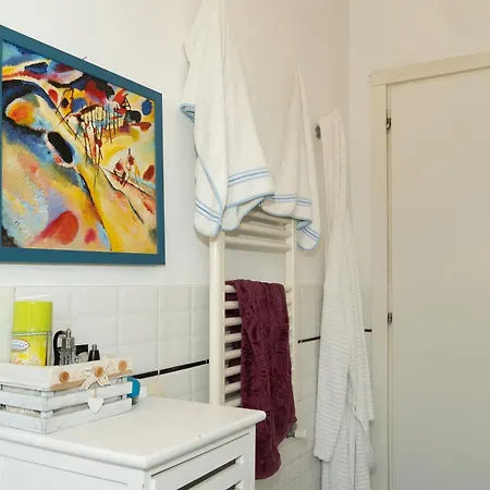 Stanza Con Bagno Privato In Attico Homestay Rome
