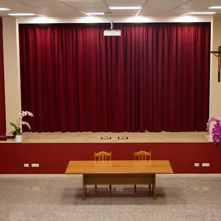 Casa Per Ferie Maria Ausiliatrice Hotel