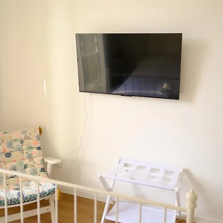 La Nuova Casa Di Zia - Near Metro A Ponte Lungo Apartment Rome