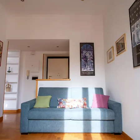 Apartment Elegantis Valentina - 1 Minute Walk To Vatican Museums