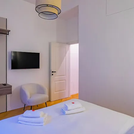 Apartment Luxury Near San Pietro *