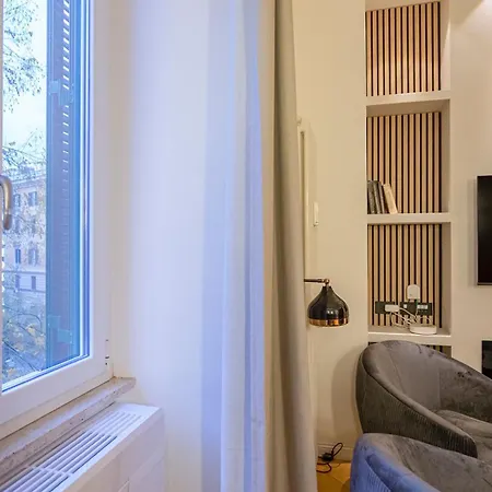 Luxury Near San Pietro Apartment