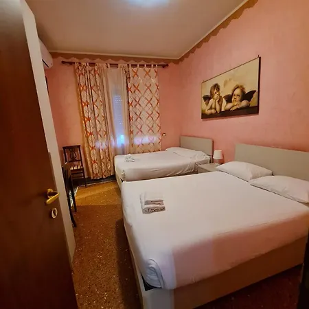 Er Centurione Guest house 3*