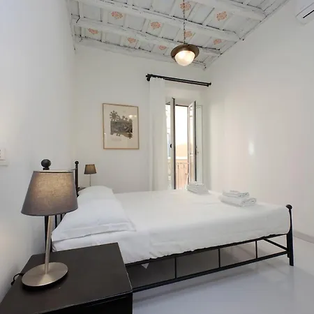Monti Charming Boschetto Apartment *