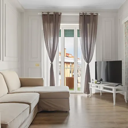 Apartment Maison G - New Design With Balcony