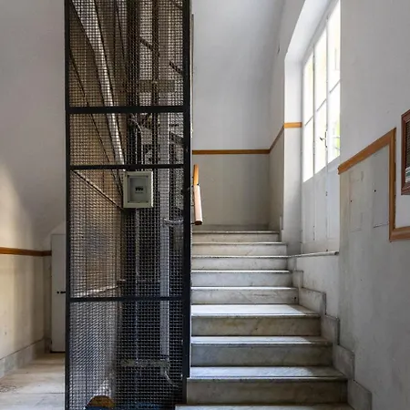 Beb Domus Arbenzio San Giovanni Oda ve Kahvaltı Roma