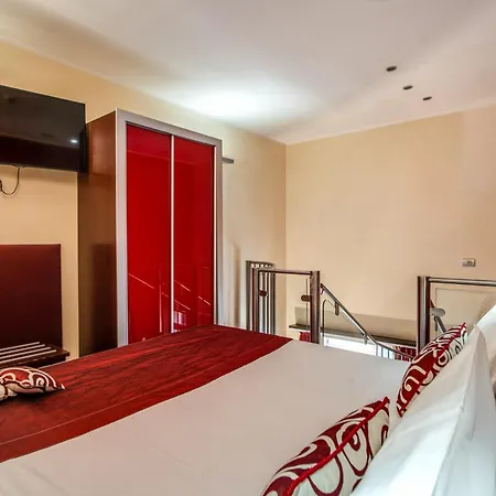 La Griffe Hotel 5*