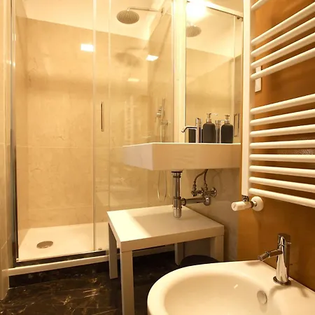 Contessa 3br House Apartment