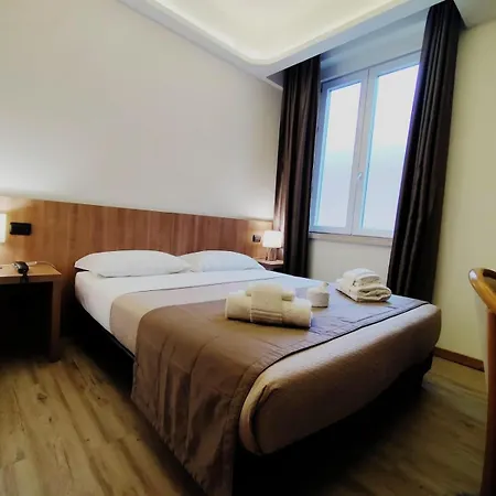 Casa Per Ferie Santa Maria Alle Fornaci 3* Rome