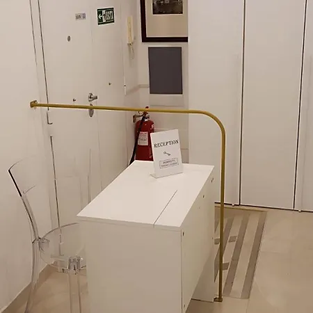 Perfect! Vatican Location בית הארחה