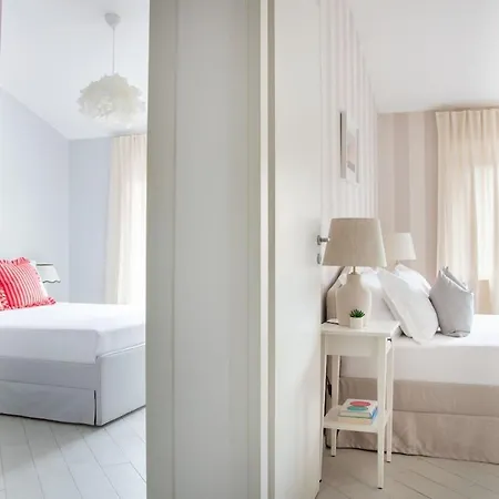 Apartment Three-bedroom With Private Terrace - Anagnina