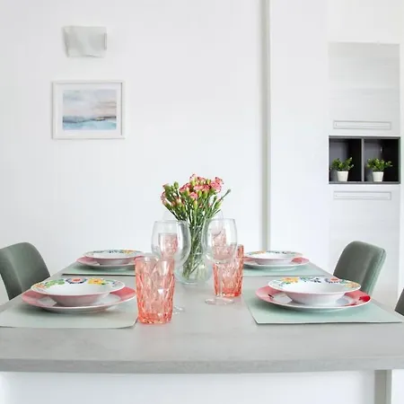 Apartment Three-bedroom With Private Terrace - Anagnina *