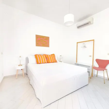 Three-bedroom With Private Terrace - Anagnina Apartment *