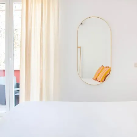 Three-bedroom With Private Terrace - Anagnina *