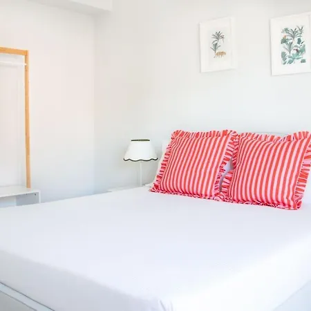 Three-bedroom With Private Terrace - Anagnina