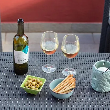 Apartment Three-bedroom With Private Terrace - Anagnina *